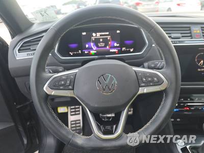 2023 Volkswagen Tiguan SE R-Line Black - zdjęcie 10 z 21 - miniatura