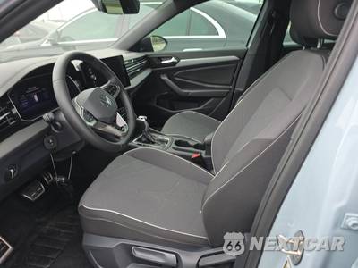 2025 Volkswagen Jetta Sport - zdjęcie 7 z 17 - miniatura