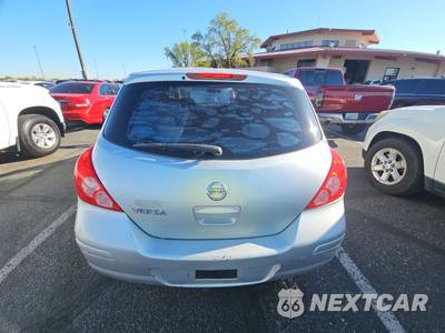 2012 Nissan Versa 1.8 S Hatchback - zdjęcie 5 z 36 - miniatura
