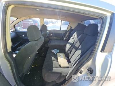 2012 Nissan Versa 1.8 S Hatchback - zdjęcie 13 z 36 - miniatura