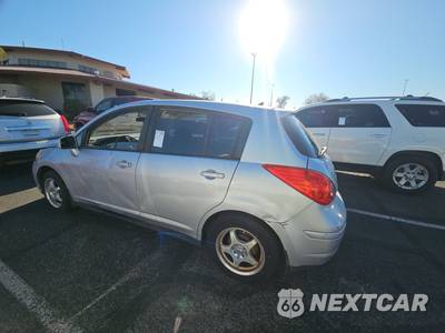 2012 Nissan Versa 1.8 S Hatchback - zdjęcie 6 z 36 - miniatura