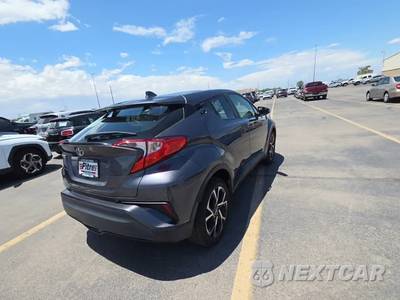 2019 Toyota C-HR XLE - zdjęcie 4 z 11 - miniatura