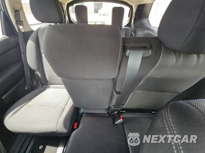 2017 Nissan Pathfinder SV - zdjęcie 13 z 27 - miniatura