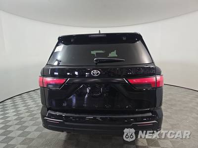 2025 Toyota Sequoia SR5 - zdjęcie 5 z 25 - miniatura