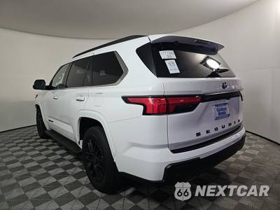 2025 Toyota Sequoia SR5 - zdjęcie 6 z 22 - miniatura