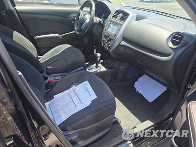 2016 Nissan Versa SL - zdjęcie 8 z 29 - miniatura