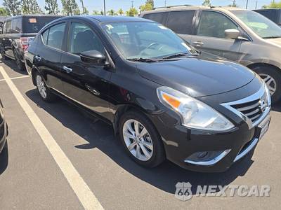 2016 Nissan Versa SL - zdjęcie 3 z 29 - miniatura