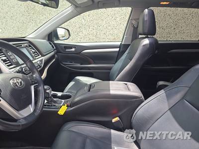 2018 Toyota Highlander XLE - zdjęcie 7 z 27 - miniatura