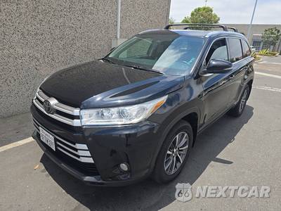 2018 Toyota Highlander XLE - zdjęcie 1 z 27 - miniatura
