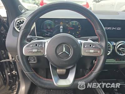 2021 Mercedes-Benz AMG GLA 35 4MATIC - zdjęcie 10 z 39 - miniatura