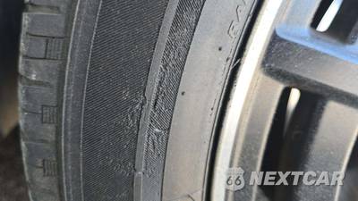 2021 Mercedes-Benz AMG GLA 35 4MATIC - zdjęcie 34 z 39 - miniatura