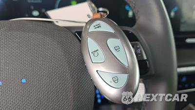 2025 Hyundai IONIQ 5 Limited - zdjęcie 17 z 35 - miniatura