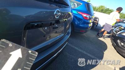 2015 Nissan Pathfinder S - zdjęcie 22 z 37 - miniatura