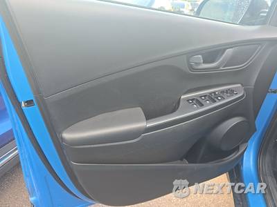 2018 Hyundai Kona SEL w/Contrast Roof - zdjęcie 9 z 36 - miniatura