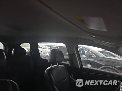 2019 Hyundai Santa Fe SE - zdjęcie 17 z 25 - miniatura