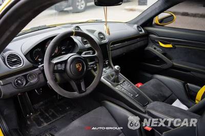 2020 Porsche 718 Cayman GT4 - zdjęcie 14 z 21 - miniatura