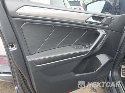 2023 Volkswagen Tiguan SE R-Line Black - zdjęcie 9 z 30 - miniatura