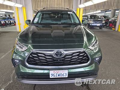 2023 Toyota Highlander Platinum - zdjęcie 2 z 41 - miniatura