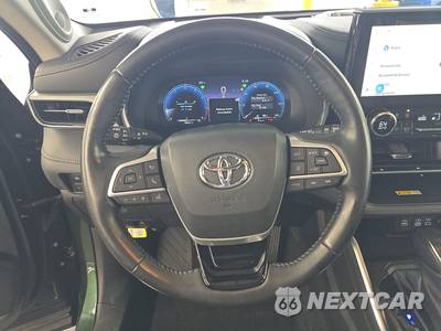 2023 Toyota Highlander Platinum - zdjęcie 10 z 41 - miniatura