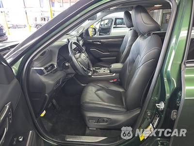 2023 Toyota Highlander Platinum - zdjęcie 7 z 41 - miniatura
