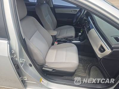 2016 Toyota Corolla LE - zdjęcie 8 z 29 - miniatura