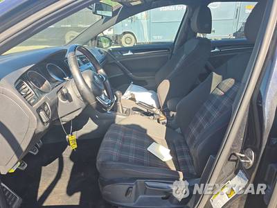 2017 Volkswagen Golf GTI Sport Hatchback - zdjęcie 7 z 39 - miniatura