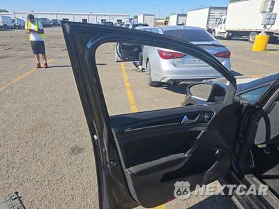 2017 Volkswagen Golf GTI Sport Hatchback - zdjęcie 9 z 39 - miniatura