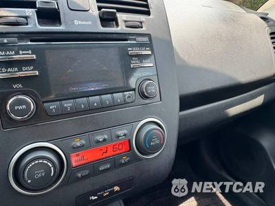2014 Nissan LEAF S - zdjęcie 12 z 17 - miniatura