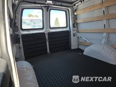 2025 Chevrolet Express 2500 Cargo Van 1WT 135.0" WB - zdjęcie 13 z 34 - miniatura