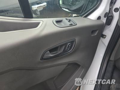 2025 Ford Transit 250 Cargo Van Low Roof 130.0" WB - zdjęcie 9 z 28 - miniatura