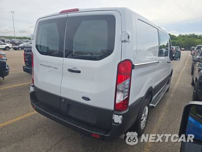 2025 Ford Transit 250 Cargo Van Low Roof 130.0" WB - zdjęcie 4 z 28 - miniatura