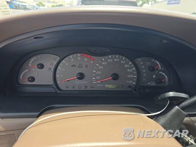 2004 Toyota Sequoia SR5 - zdjęcie 12 z 35 - miniatura