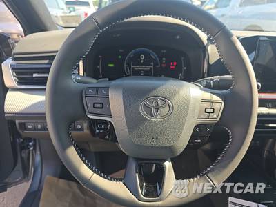 2026 Toyota Camry SE - zdjęcie 16 z 24 - miniatura