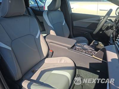 2026 Toyota Camry SE - zdjęcie 14 z 24 - miniatura