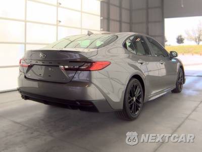 2026 Toyota Camry SE - zdjęcie 5 z 24 - miniatura