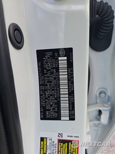 2026 Toyota Camry SE - zdjęcie 14 z 21 - miniatura