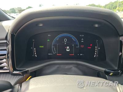 2026 Toyota Camry SE - zdjęcie 12 z 21 - miniatura