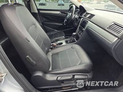 2019 Volkswagen Passat Wolfsburg - zdjęcie 8 z 27 - miniatura