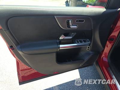 2021 Mercedes-Benz GLA 250 4MATIC - zdjęcie 9 z 28 - miniatura