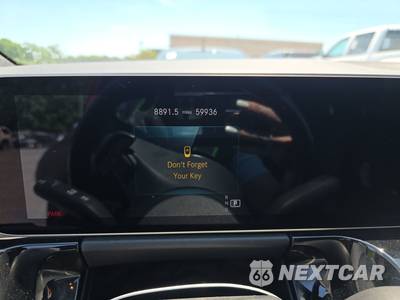 2021 Mercedes-Benz GLA 250 4MATIC - zdjęcie 12 z 28 - miniatura