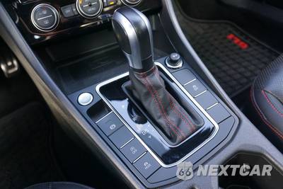 2020 Volkswagen Jetta GLI Autobahn - zdjęcie 30 z 44 - miniatura