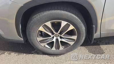 2023 Toyota Highlander XLE - zdjęcie 32 z 33 - miniatura