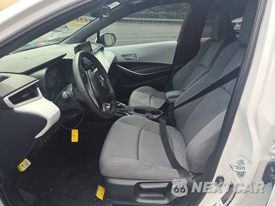 2025 Toyota Corolla SE Sedan - zdjęcie 7 z 21 - miniatura