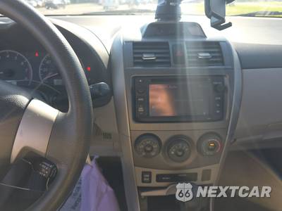 2013 Toyota Corolla LE - zdjęcie 11 z 18 - miniatura