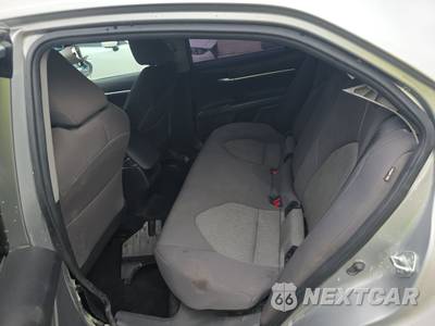 2023 Toyota Camry LE - zdjęcie 13 z 51 - miniatura