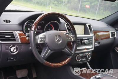 2015 Mercedes-Benz GL 550 4MATIC - zdjęcie 16 z 51 - miniatura