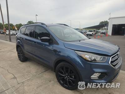2018 Ford Escape SE - zdjęcie 3 z 34 - miniatura