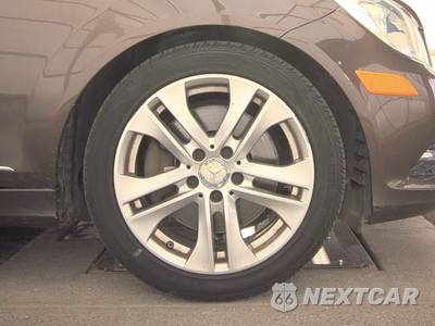 2013 Mercedes-Benz C 300 4MATIC Sedan - zdjęcie 10 z 37 - miniatura