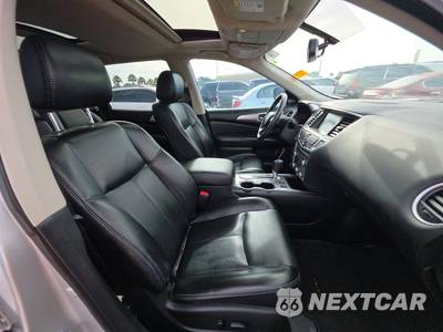 2017 Nissan Pathfinder SL - zdjęcie 8 z 19 - miniatura