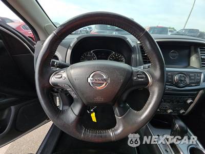 2017 Nissan Pathfinder SL - zdjęcie 10 z 19 - miniatura